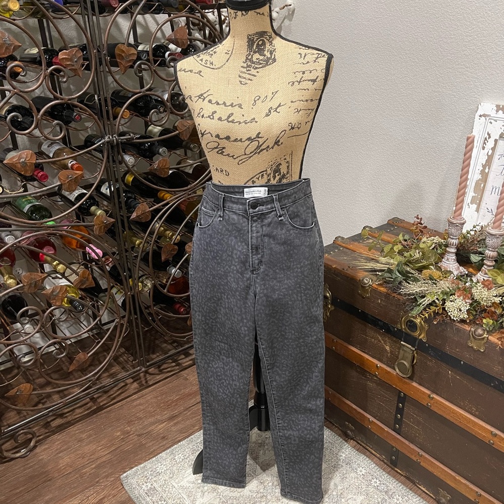 Abercrombie & Fitch Charcoal High Rise Super Skinny Ankle Jeans